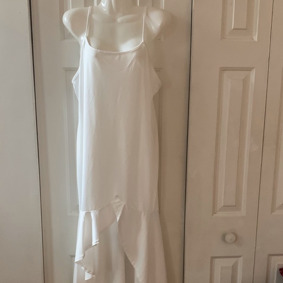 WHITE HI LOW SPAGHETTI STRAP RUFFLE DRESS - Picture 7 of 8